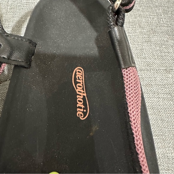 Aerothotic Hadal Adjustable Ankle Strap Sandal - Picture 2 of 11